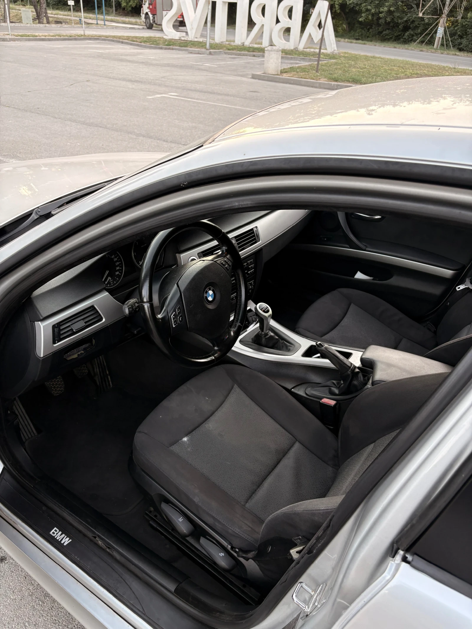 BMW 320  - изображение 7