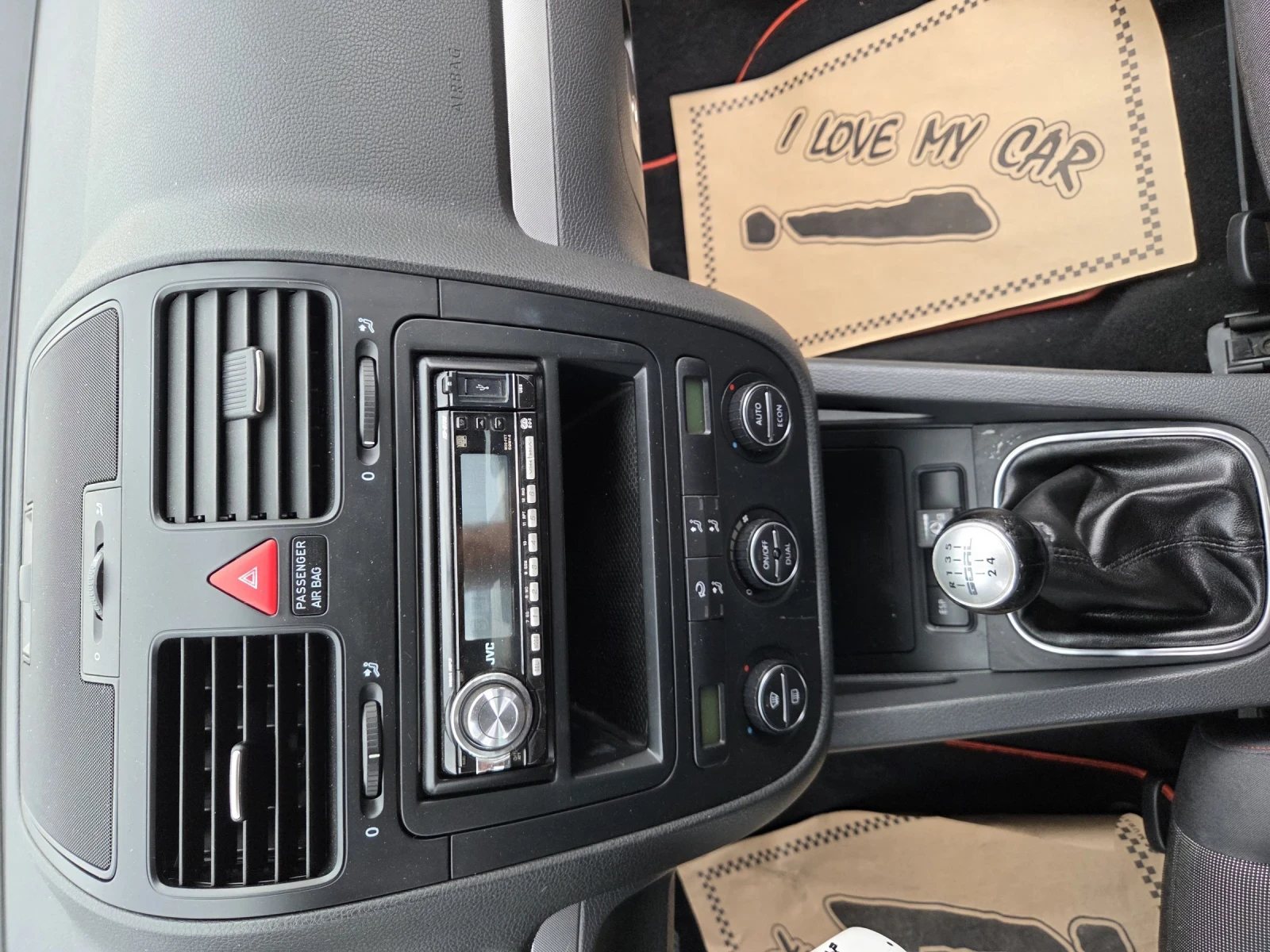 VW Golf 1.6i CNG - изображение 10