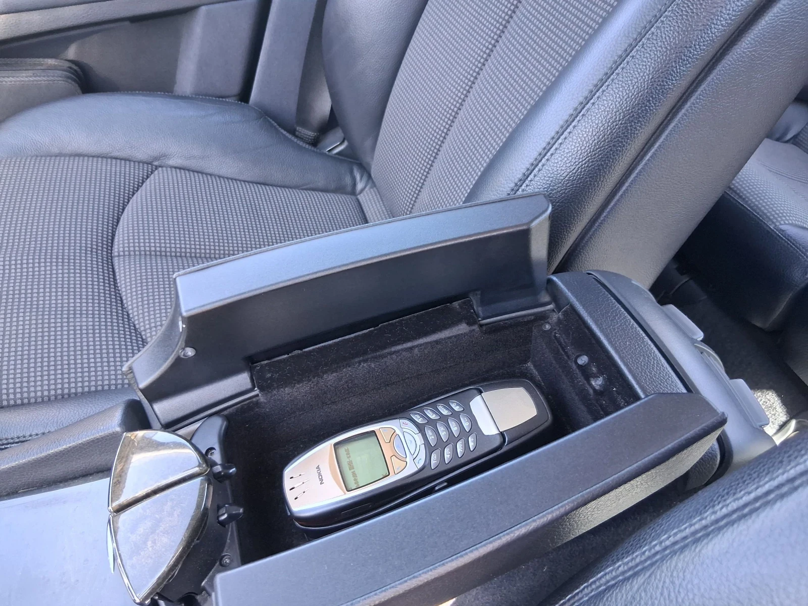 Mercedes-Benz E 320 | Mobile.bg   10