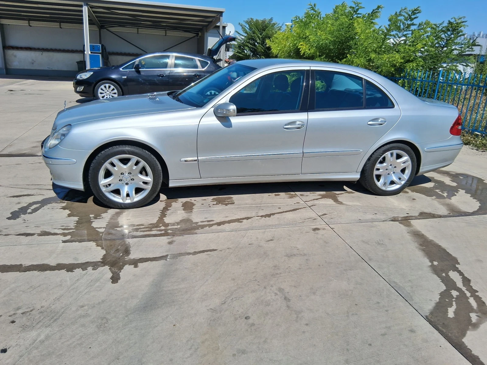 Mercedes-Benz E 320 | Mobile.bg   3