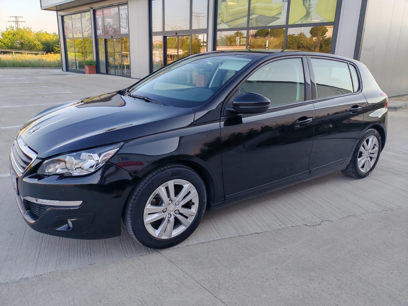 Peugeot 308 1.2i 2014G ������ | Mobile.bg � ����������� 10