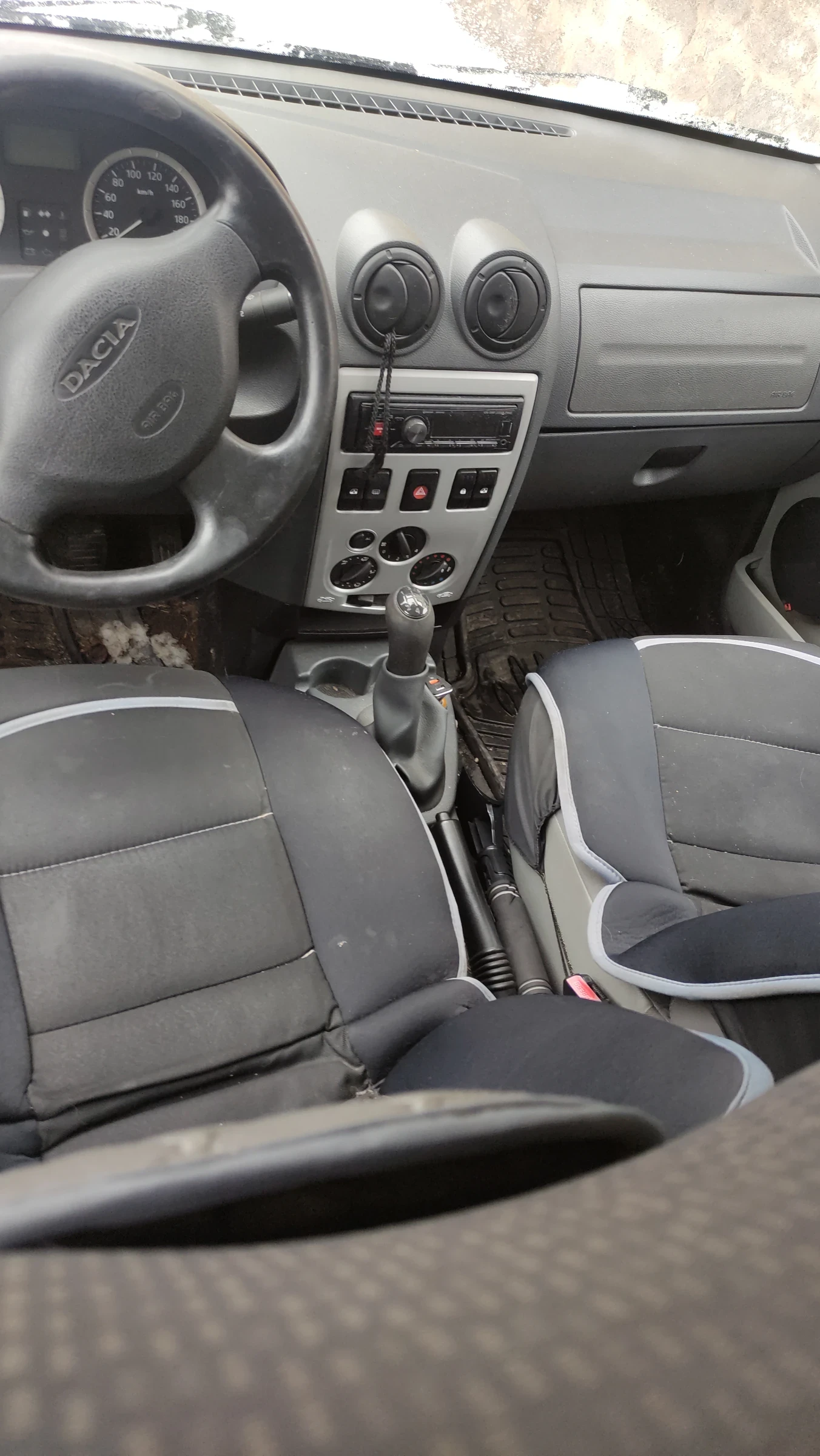 Dacia Logan 1.5DCI - изображение 6