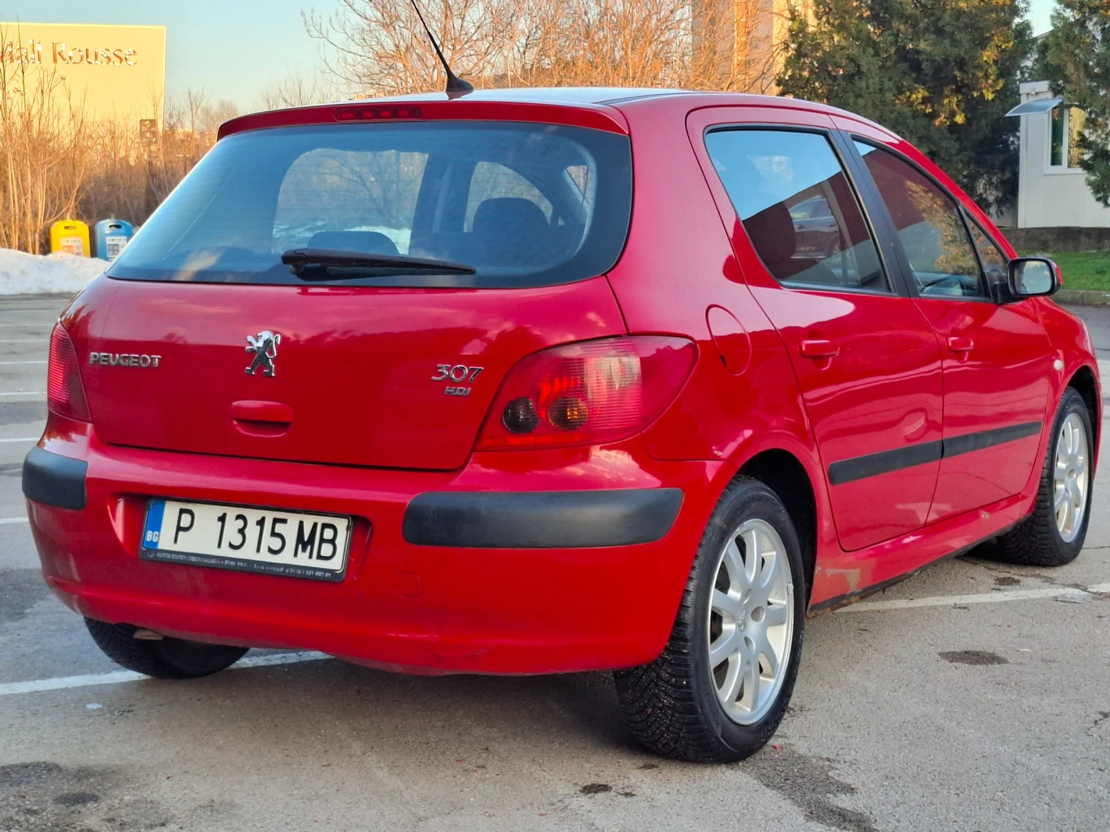 Peugeot 307 2.0HDI * РЕГИСТРИРАН * КЛИМАТИК *  - изображение 6