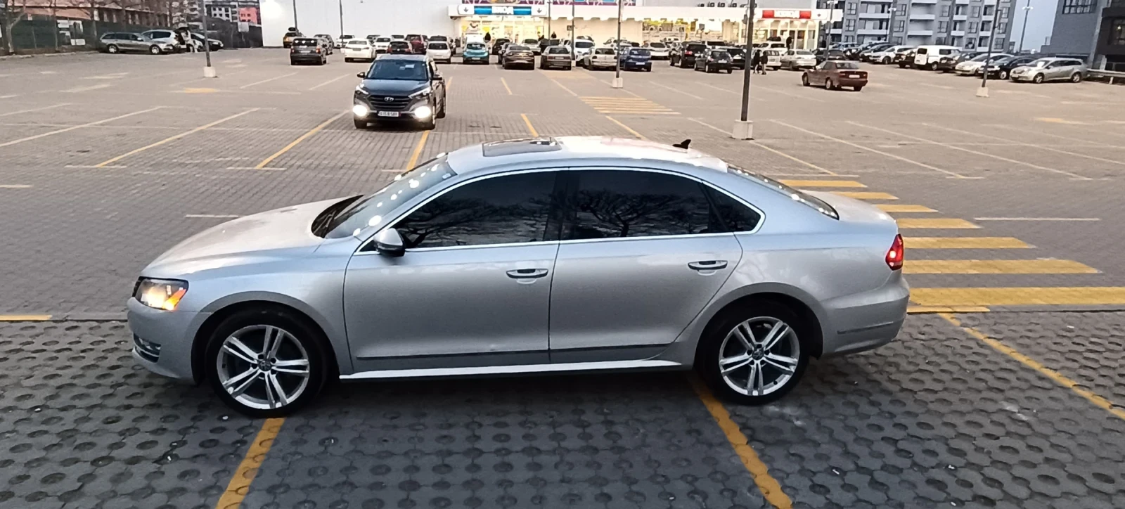 VW Passat 2.0TDI, снимка 8 - Автомобили и джипове - 53831255