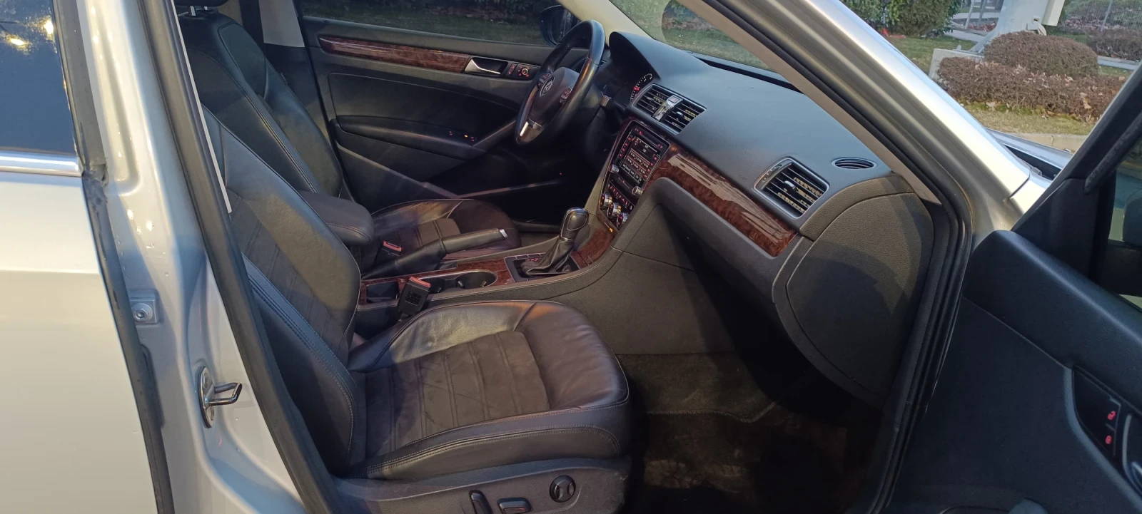 VW Passat 2.0TDI, снимка 14 - Автомобили и джипове - 53831255