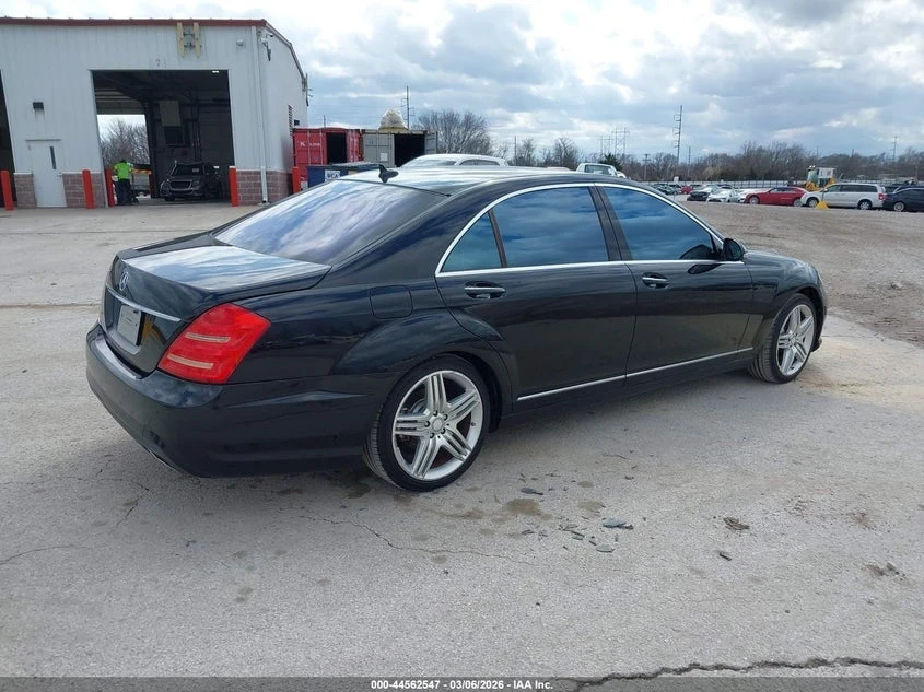 Mercedes-Benz S 550, снимка 4 - Автомобили и джипове - 53890216