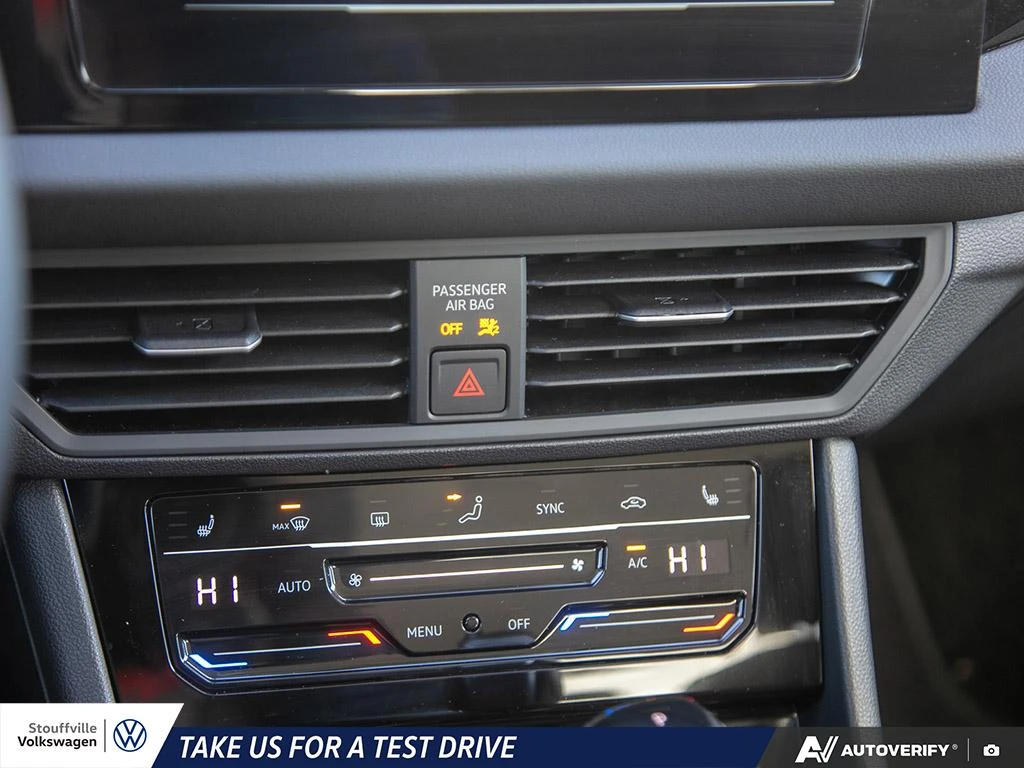 VW Jetta 1.5T Trendline FWD АвтоКредит  (ЦЕНА ДО БГ), снимка 9 - Автомобили и джипове - 53991045