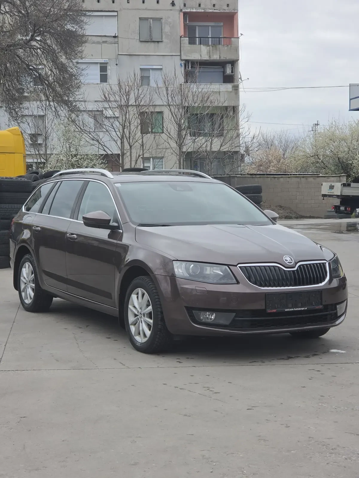Skoda Octavia 1.6 TDI 105к.с., снимка 3 - Автомобили и джипове - 54042490