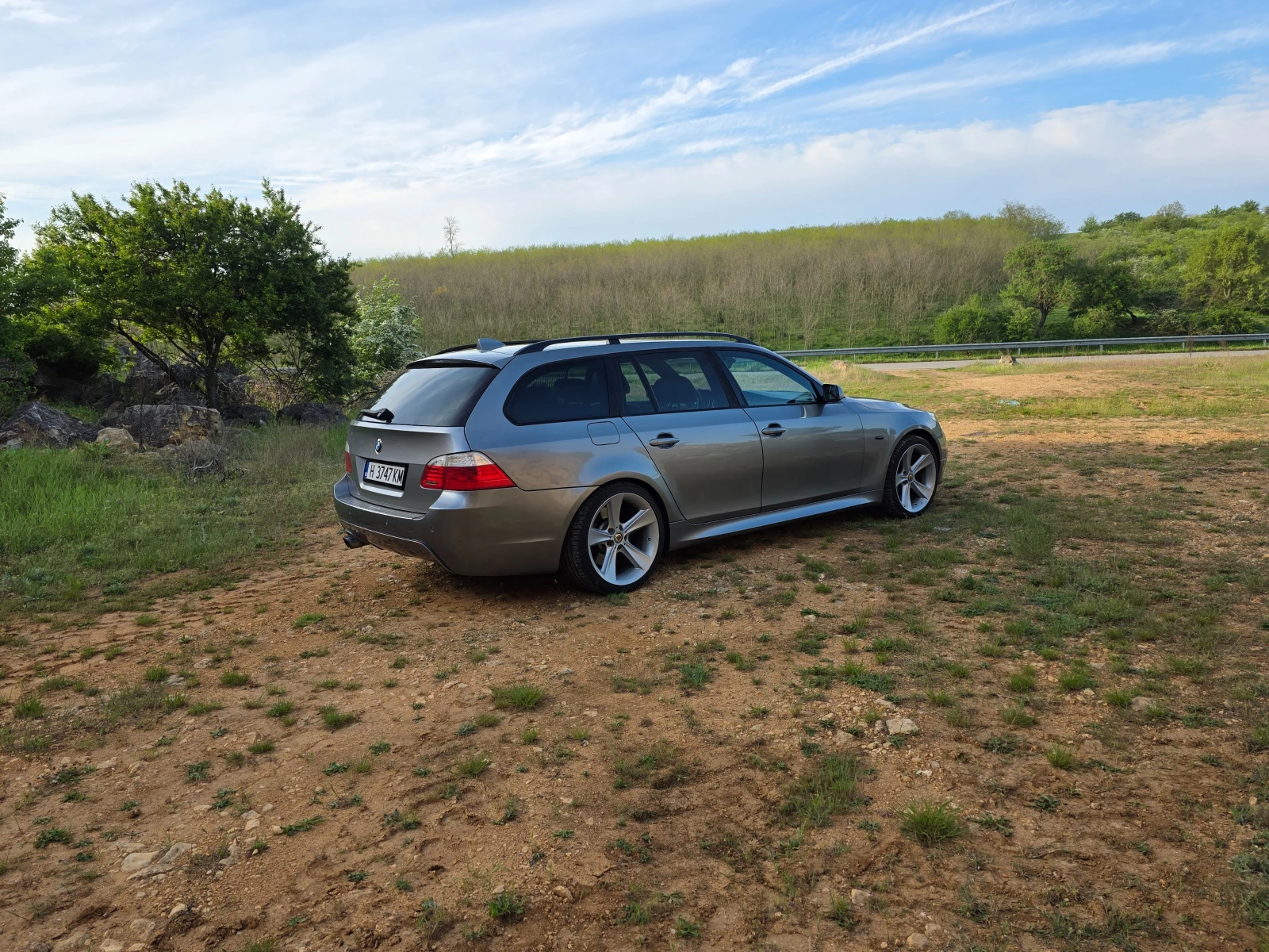 BMW 535 SAT-EDITION-M PACK , снимка 3 - Автомобили и джипове - 54520412