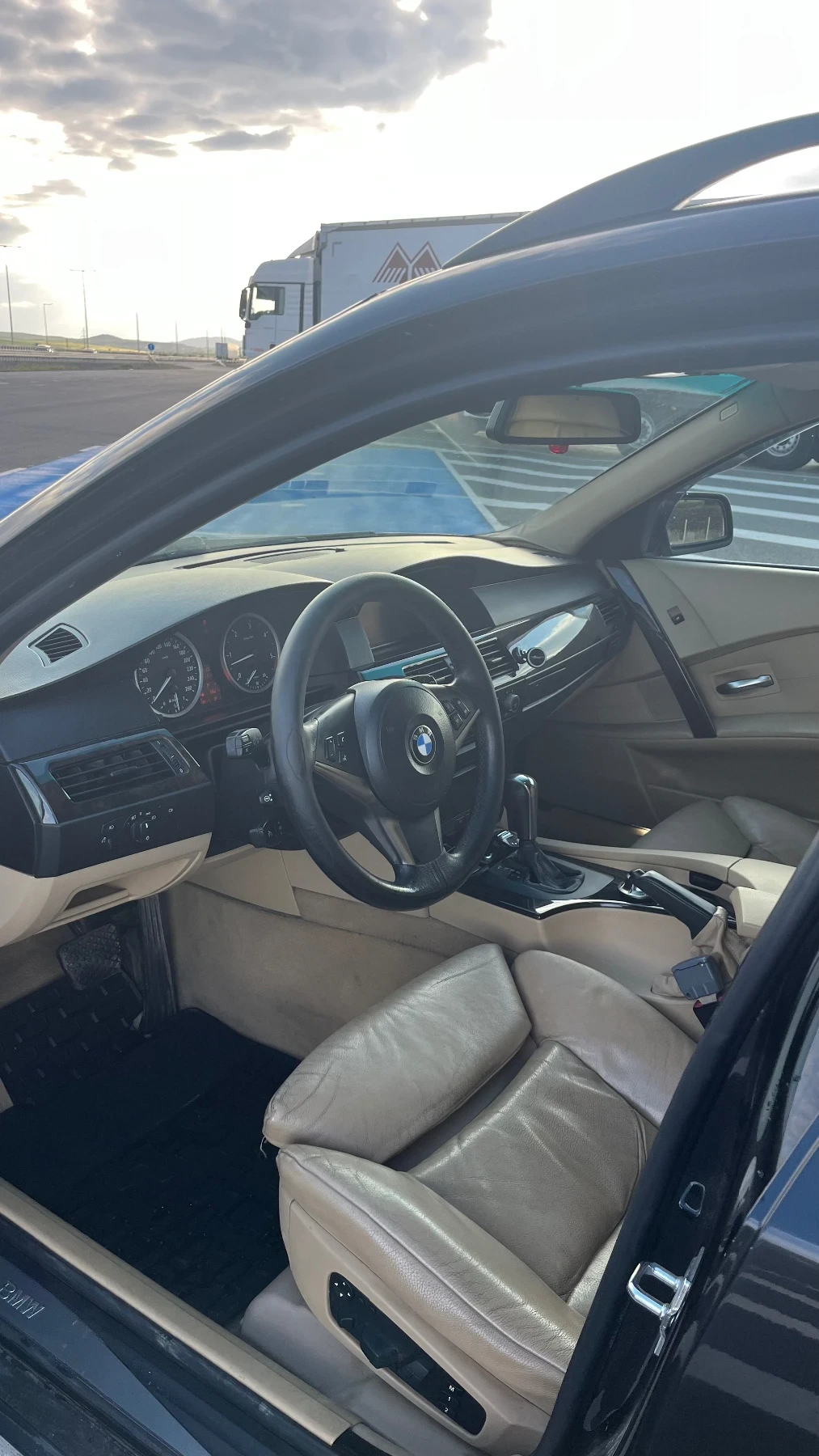 BMW 525, снимка 6 - Автомобили и джипове - 54557260