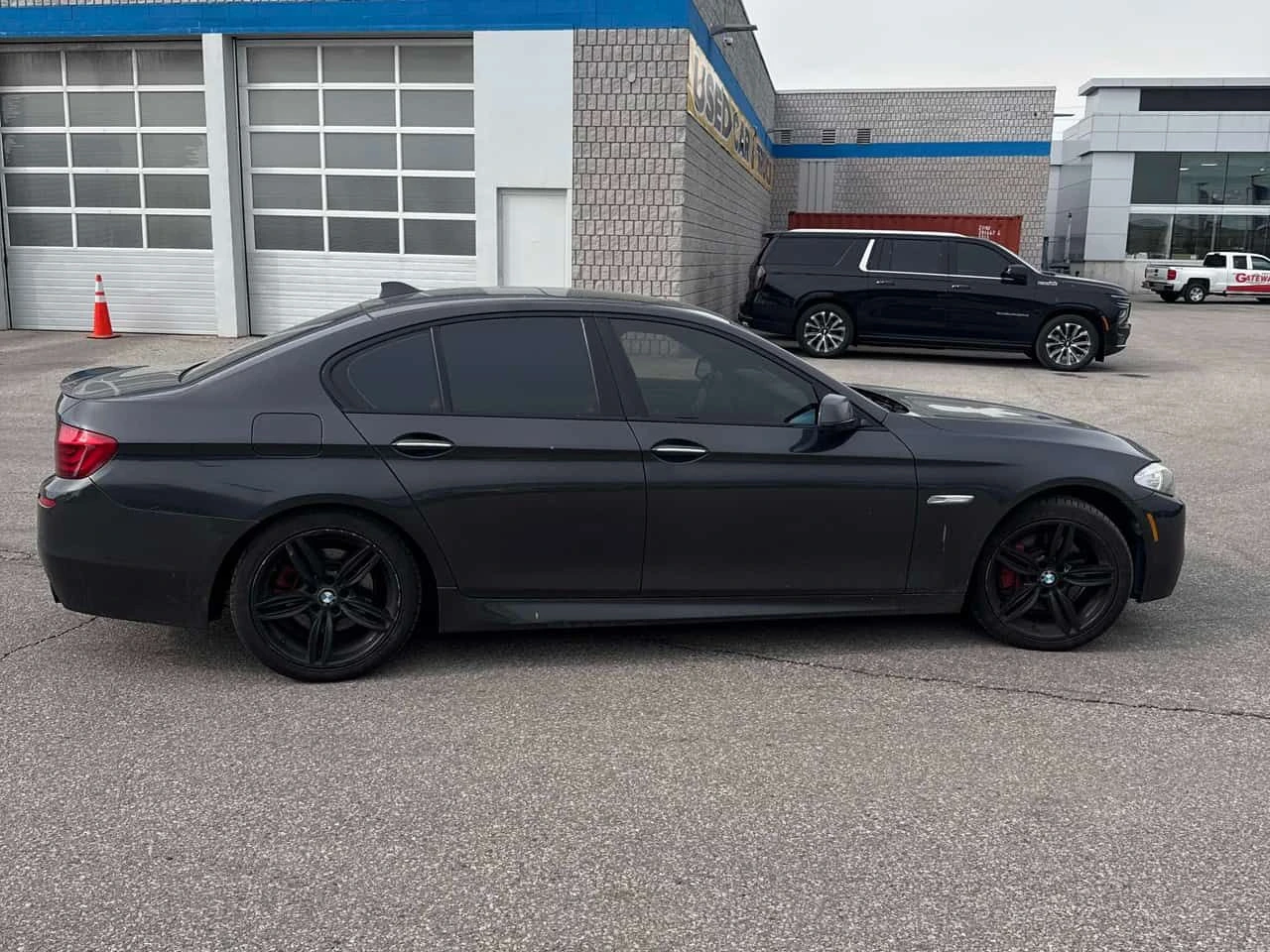 BMW 535 XDRIVE35I * FULL M PACK* ПОДГРЕВИ* КАМЕРА* ШИБЕДАХ, снимка 4 - Автомобили и джипове - 54577409