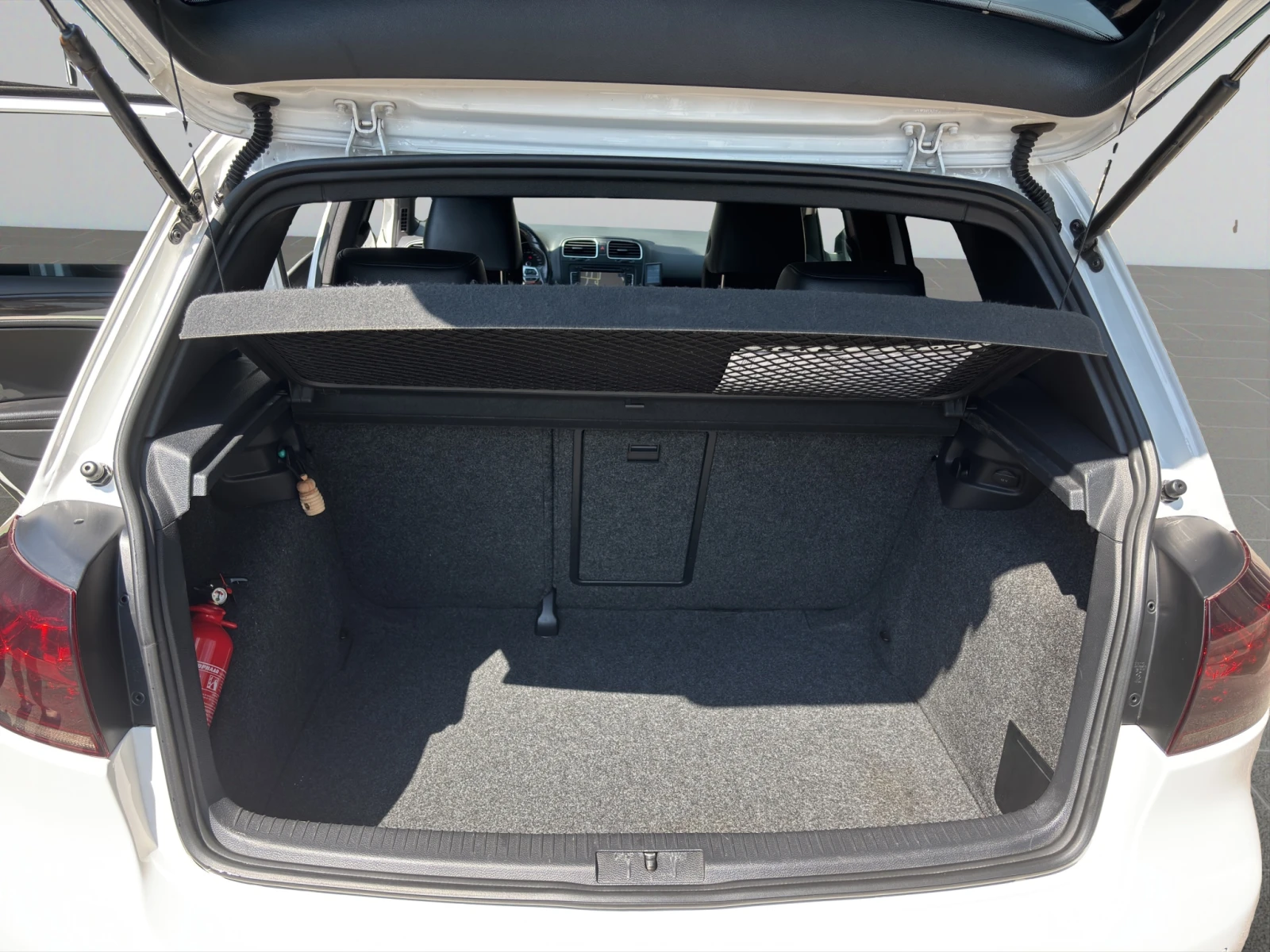 VW Golf GTi 2.0 210 hp, снимка 15 - Автомобили и джипове - 55085430