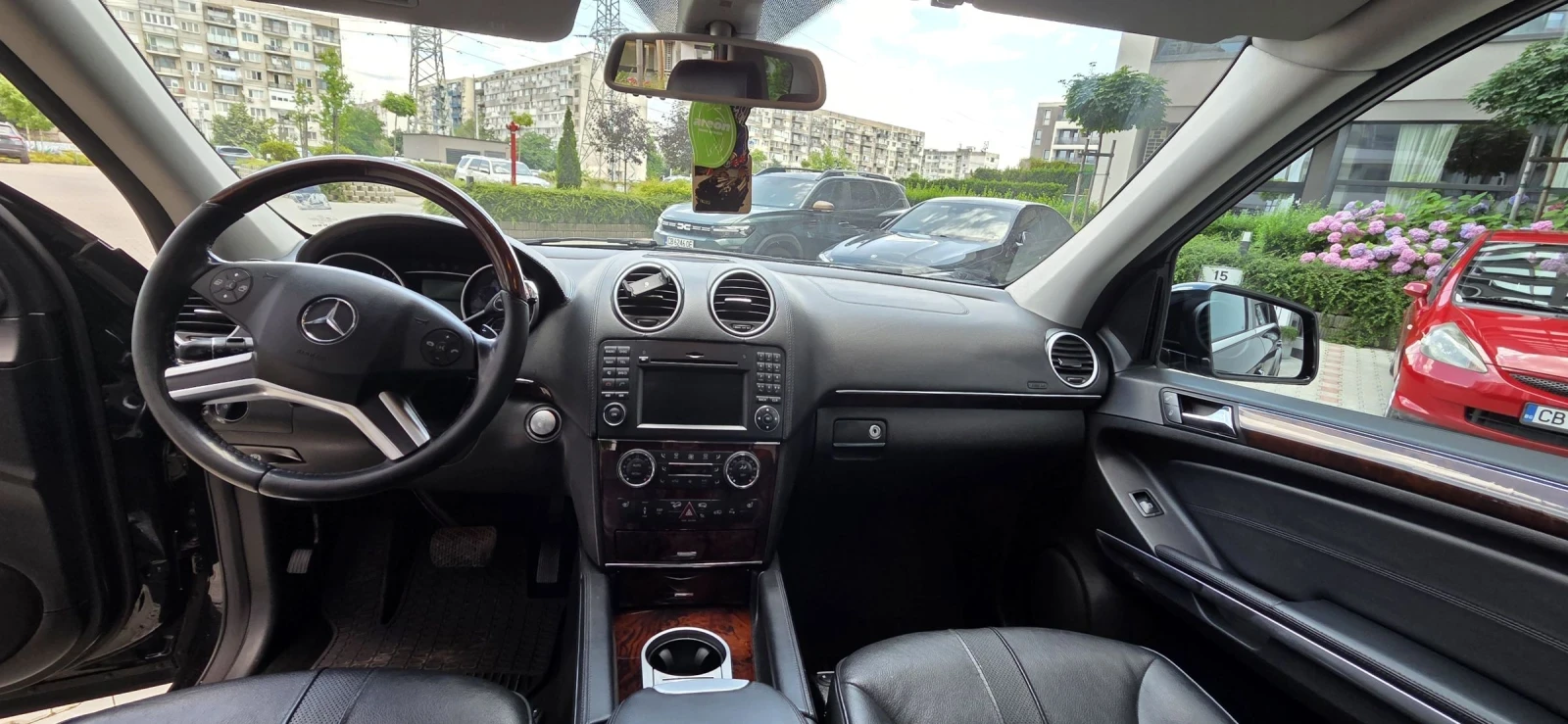 Mercedes-Benz ML 550 ???СПЕШНА ПРОДАЖБА???, снимка 12 - Автомобили и джипове - 55178437