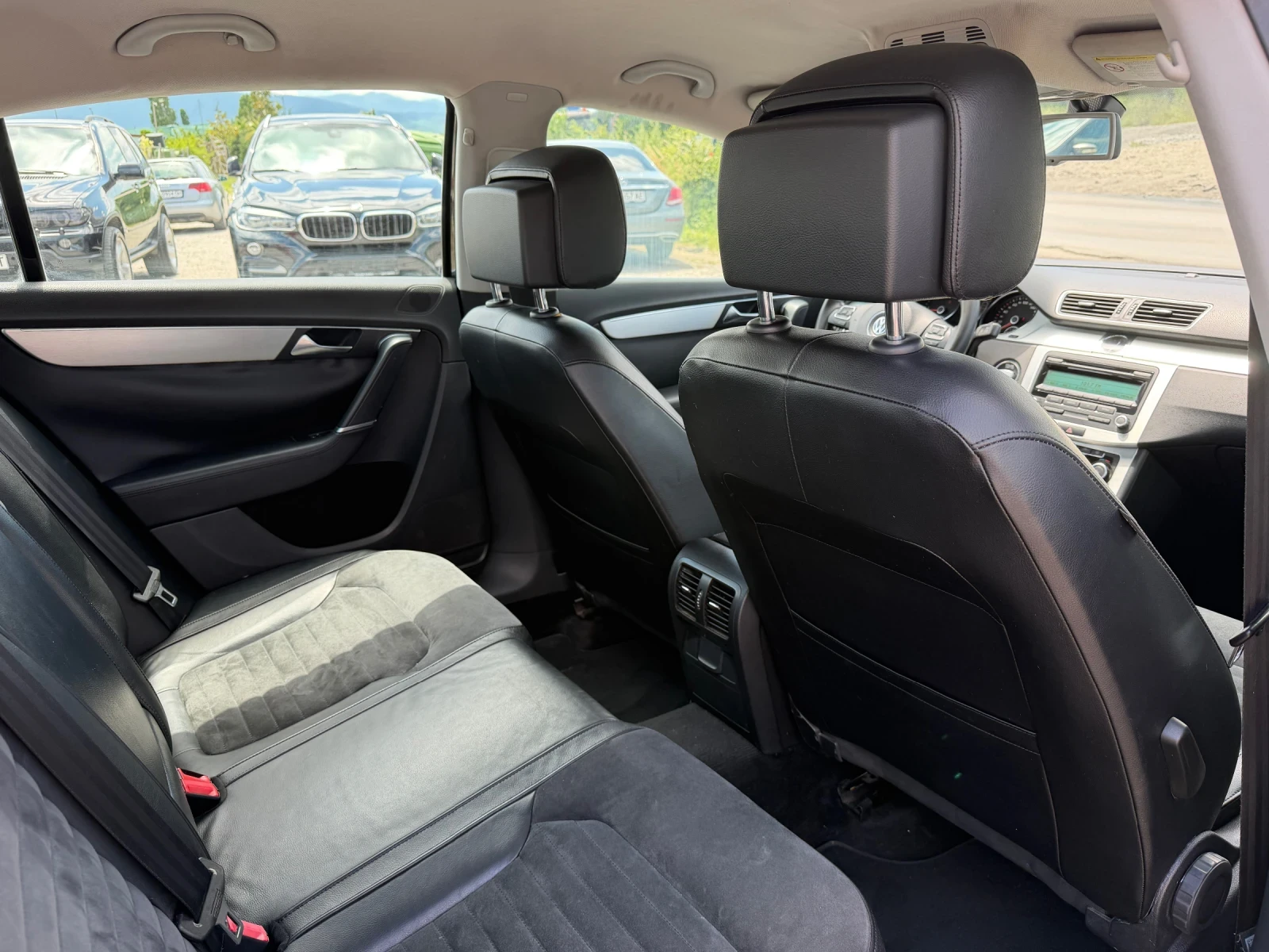 VW Passat СОБСТВЕН ЛИЗИНГ!!!, снимка 12 - Автомобили и джипове - 55188192