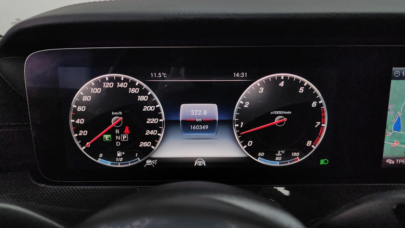 Mercedes-Benz E 450 4MATIC Coupe, снимка 7 - Автомобили и джипове - 55636726