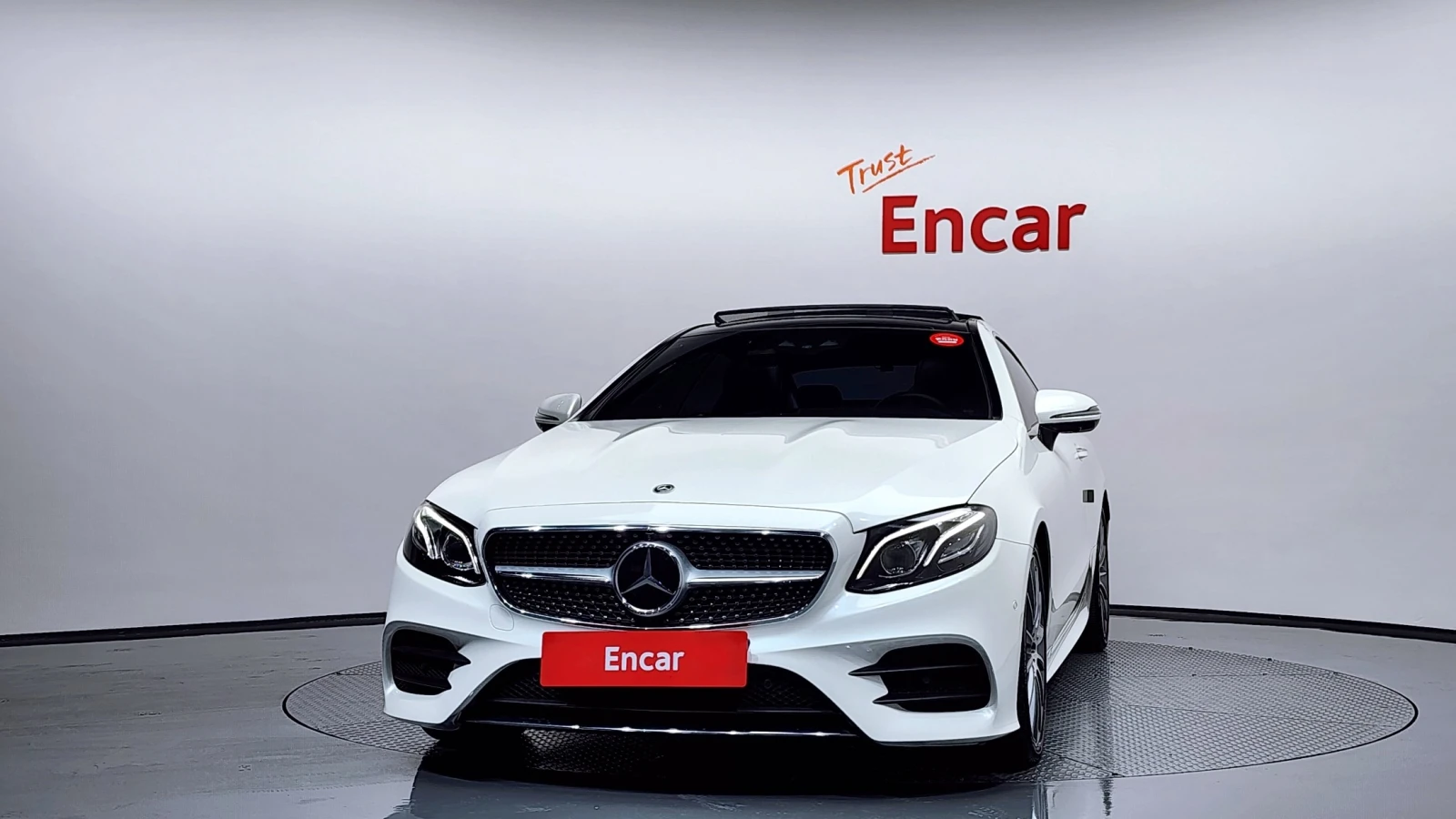 Mercedes-Benz E 450 4MATIC Coupe, снимка 3 - Автомобили и джипове - 55636726