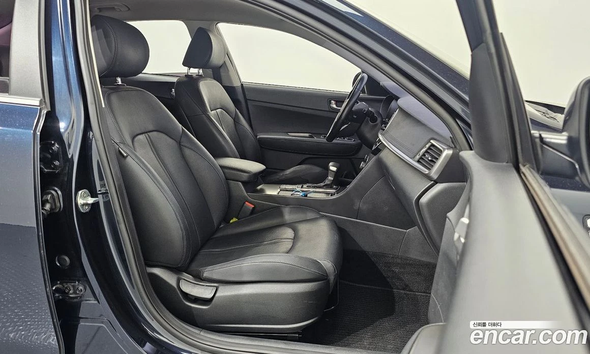 Kia K5 1.7 Diesel Prestige, снимка 15 - Автомобили и джипове - 55669082