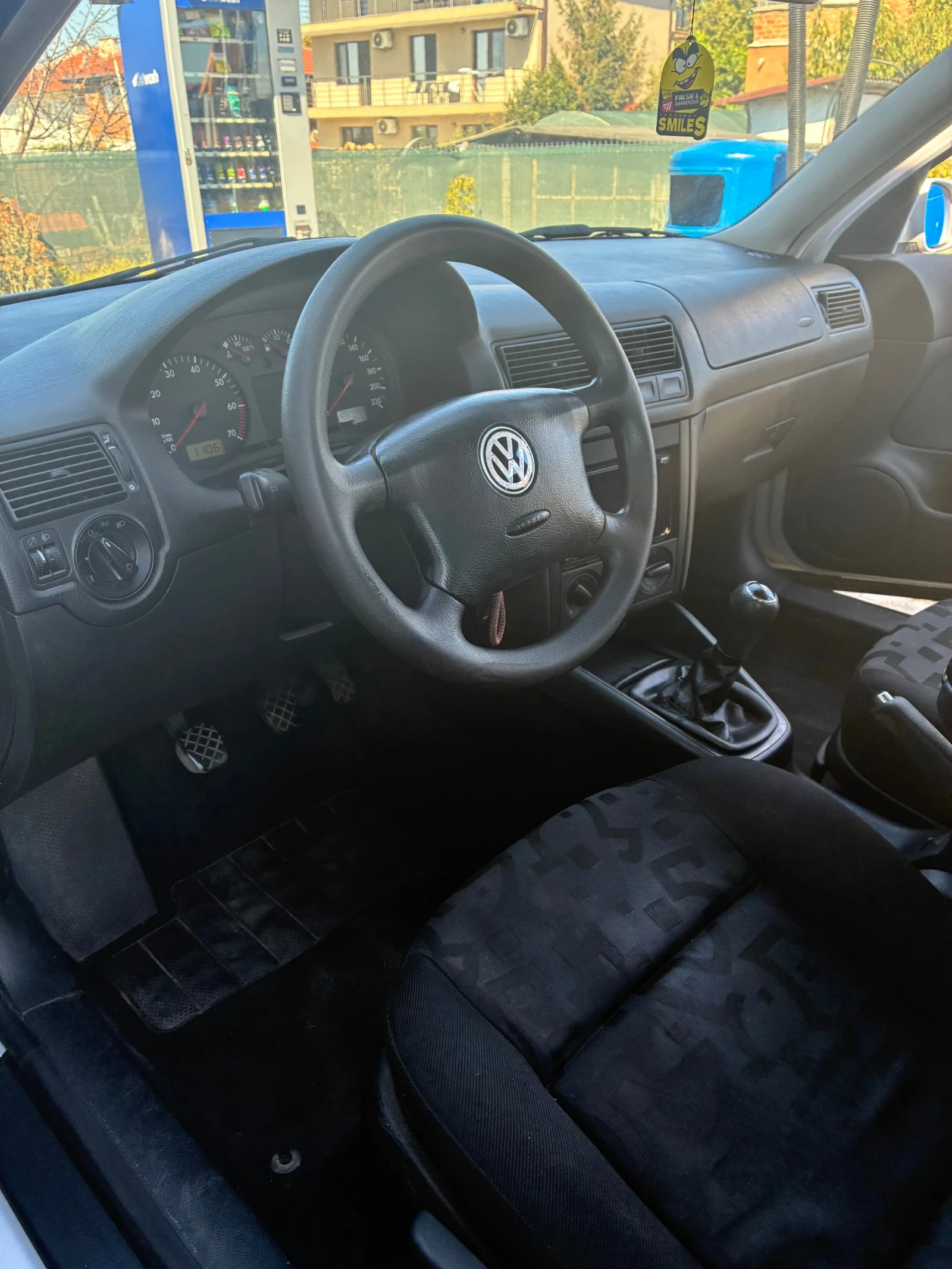 VW Golf, снимка 5 - Автомобили и джипове - 56010584