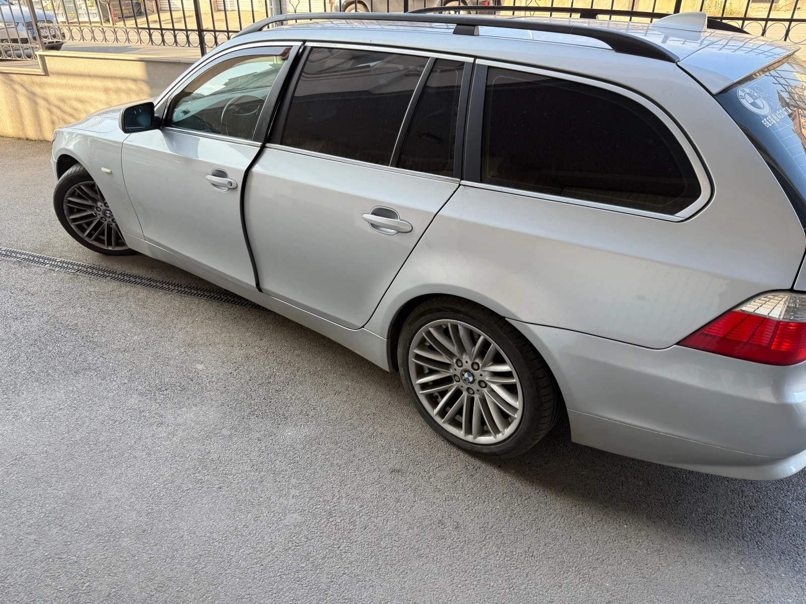 BMW 530, снимка 11 - Автомобили и джипове - 56082214