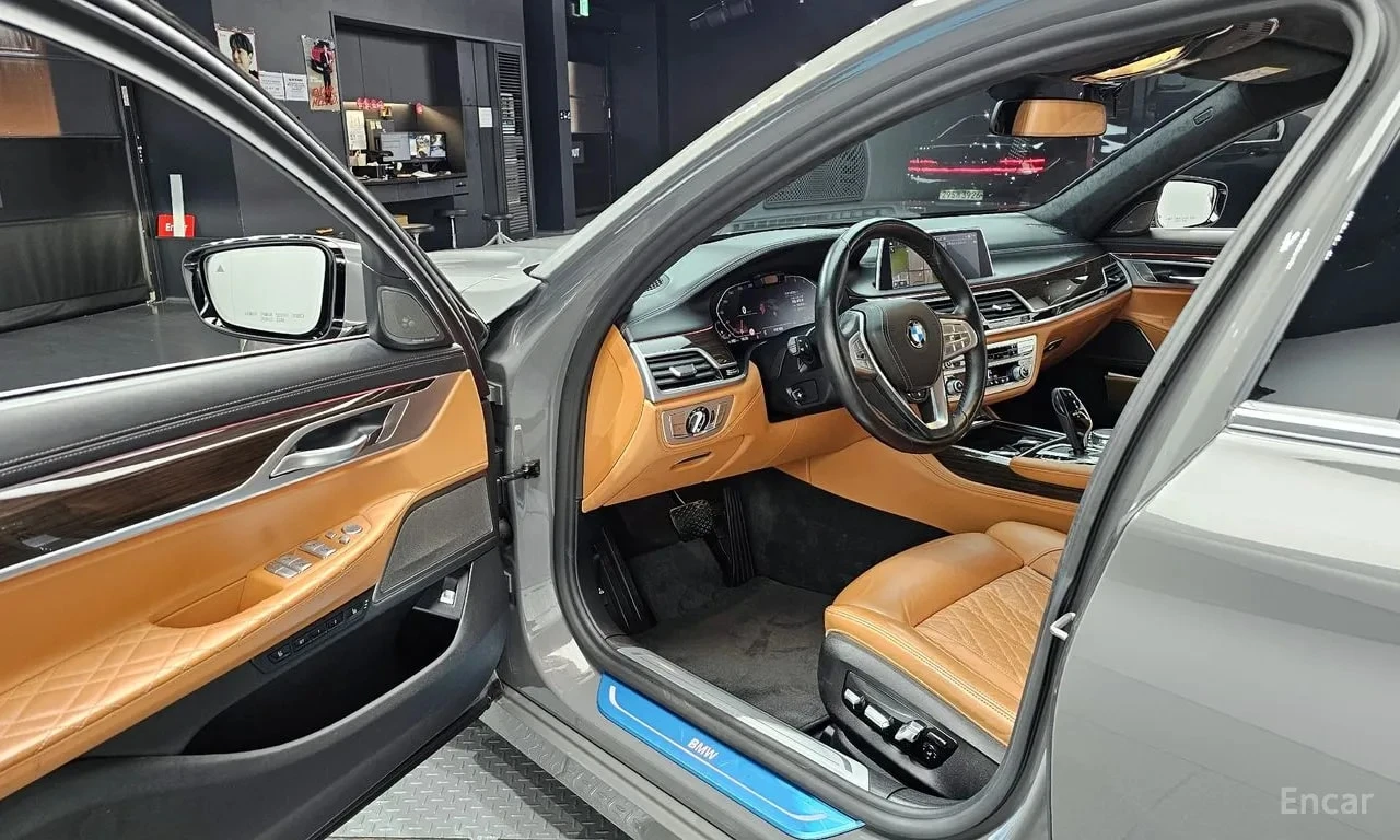 BMW 740 Li xDrive * ФИКСИРАНА ЦЕНА* , снимка 11 - Автомобили и джипове - 56104022