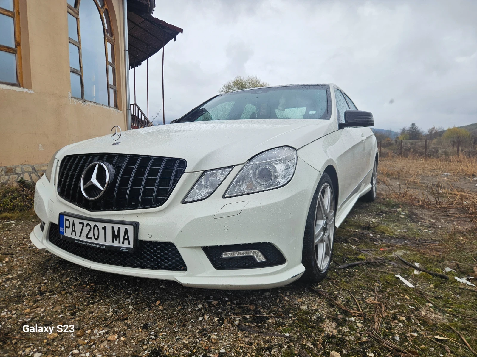 Mercedes-Benz E 250, снимка 3 - Автомобили и джипове - 56735186