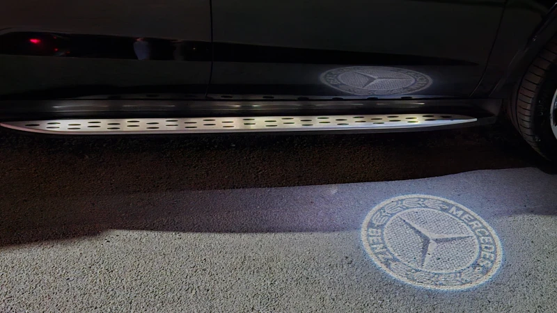 Mercedes-Benz GLS 500 AMG 9ск.B&O, снимка 15 - Автомобили и джипове - 52512247