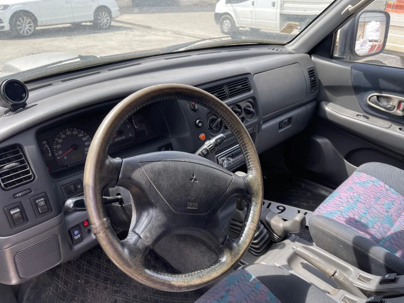 Mitsubishi Pajero sport 2, 5 TDI 99кс, снимка 8 - Автомобили и джипове - 46880063