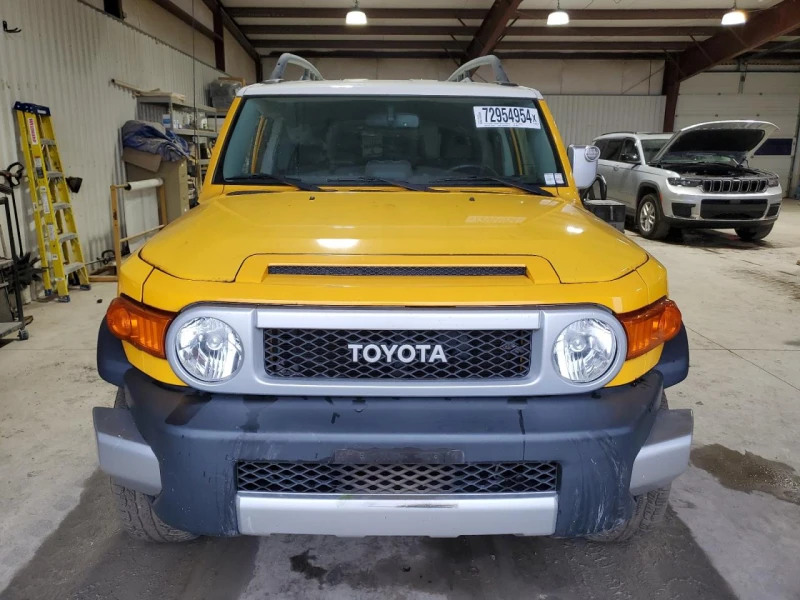 Toyota Fj cruiser 4.0L 260кс * Перфектна за ГАЗ, снимка 5 - Автомобили и джипове - 47584455