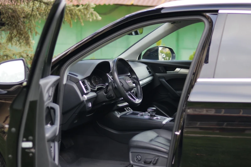 Audi Q5 Quattro , снимка 10 - Автомобили и джипове - 52030084