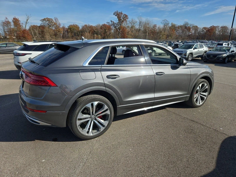 Audi Q8 Virtual Cockpit Plus* панорама* подгрев* , снимка 3 - Автомобили и джипове - 52530102