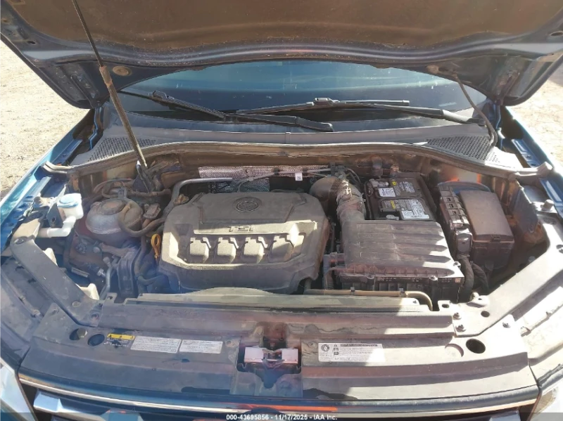 VW Tiguan R-LINE* ПОДГРЕВ* КОЖА* КАМЕРА* ПАНО, снимка 10 - Автомобили и джипове - 53373935