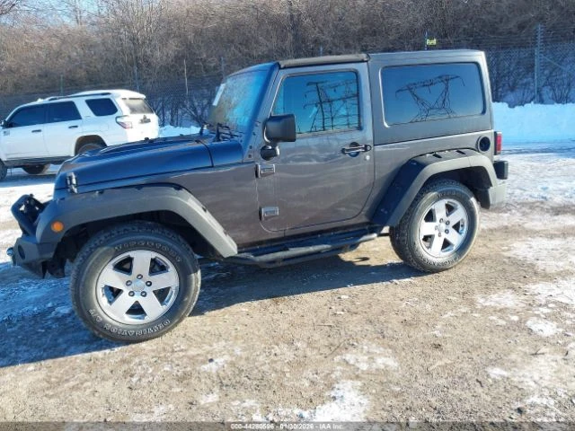 Jeep Wrangler SPORT 4x4  - изображение 3