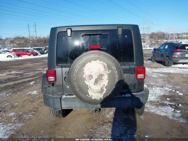 Jeep Wrangler SPORT 4x4  - изображение 5