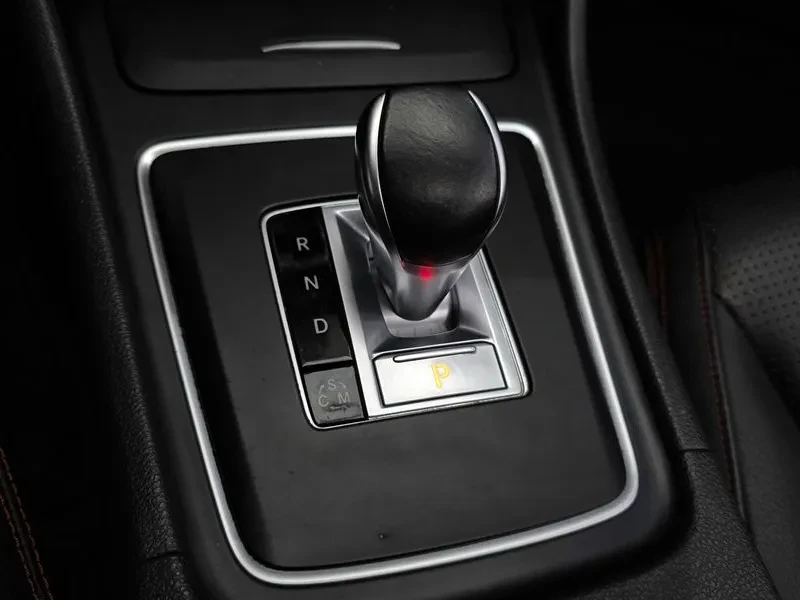 Mercedes-Benz GLA 4MATIC, снимка 9 - Автомобили и джипове - 54885068