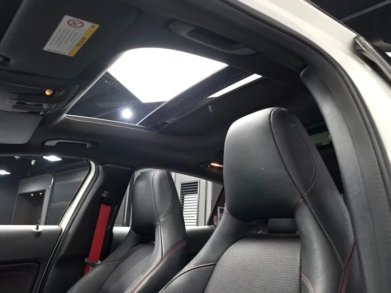 Mercedes-Benz GLA 4MATIC, снимка 14 - Автомобили и джипове - 54885068