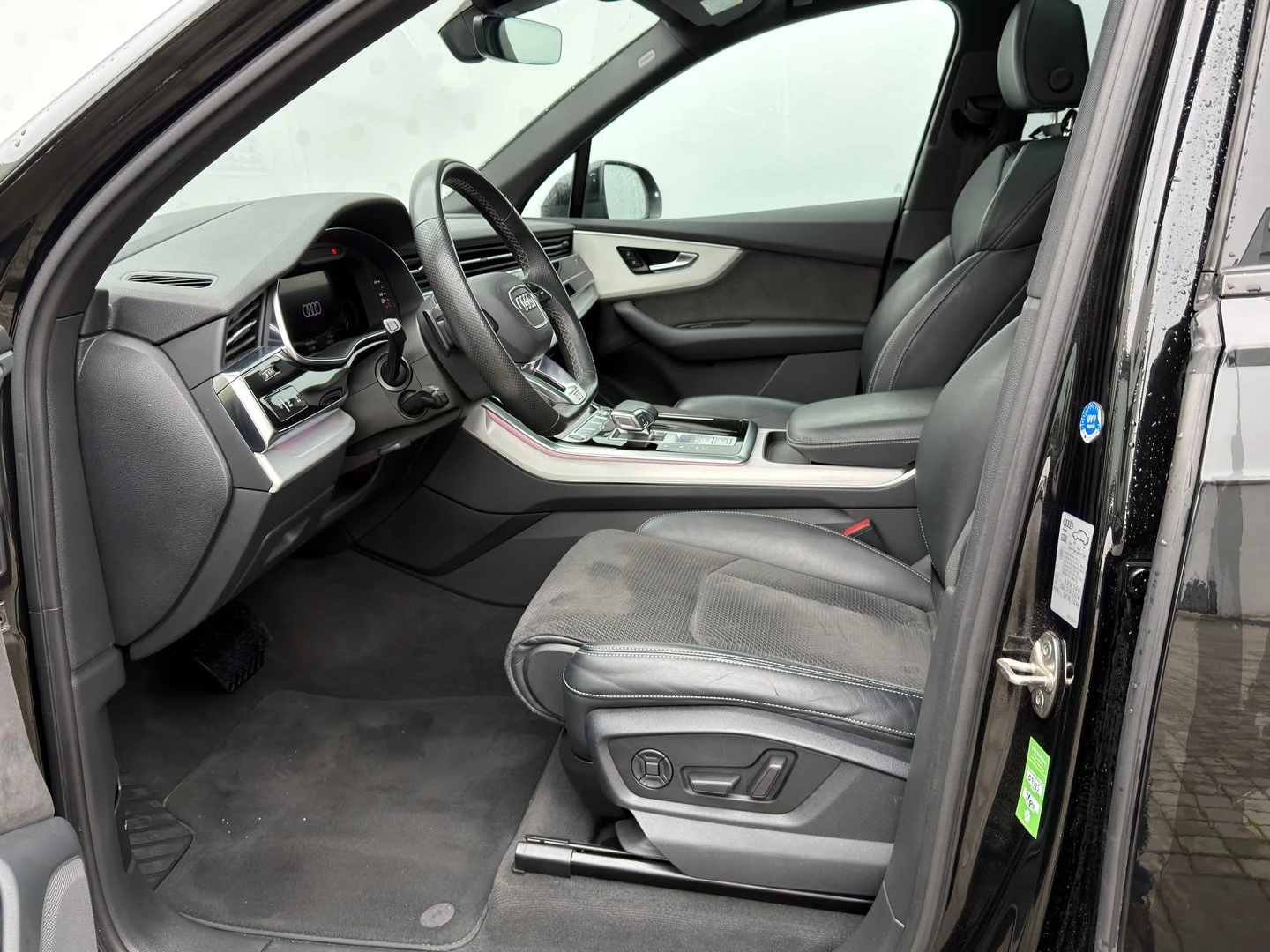 Audi Q7 55 TFSIe quattro - изображение 6