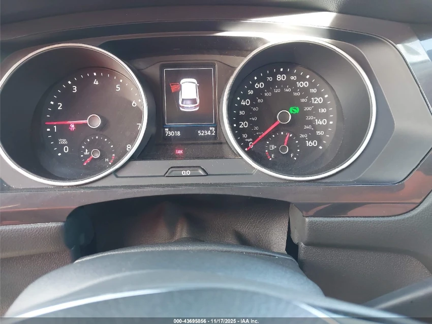 VW Tiguan R-LINE* ПОДГРЕВ* КОЖА* КАМЕРА* ПАНО - изображение 8