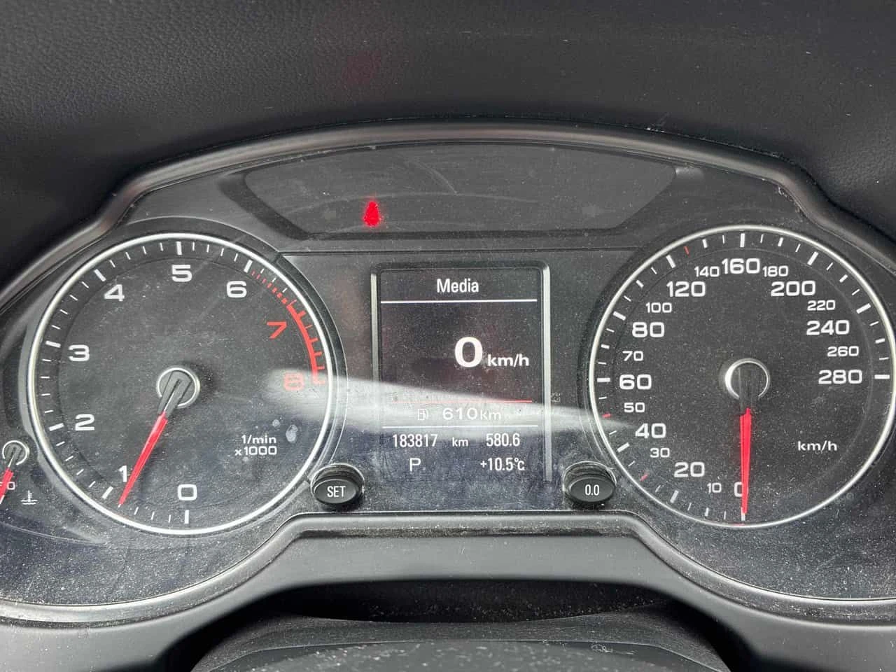 Audi Q5 * 2.0T Progressiv * CARFAX * ЦЕНА ДО БГ, снимка 11 - Автомобили и джипове - 54520628