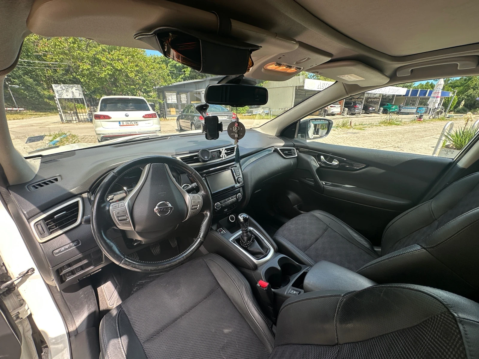 Nissan Qashqai, снимка 4 - Автомобили и джипове - 54902521