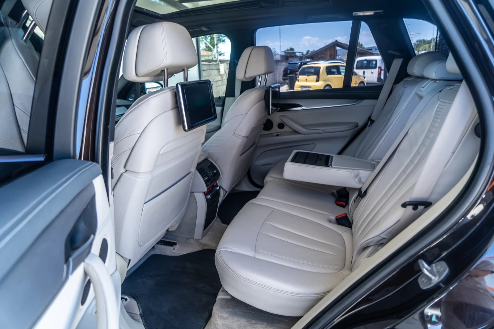 BMW X5 30D = XDRIVE = TOP = ГАРАНЦИЯ = ЛИЗИНГ, снимка 9 - Автомобили и джипове - 54921985