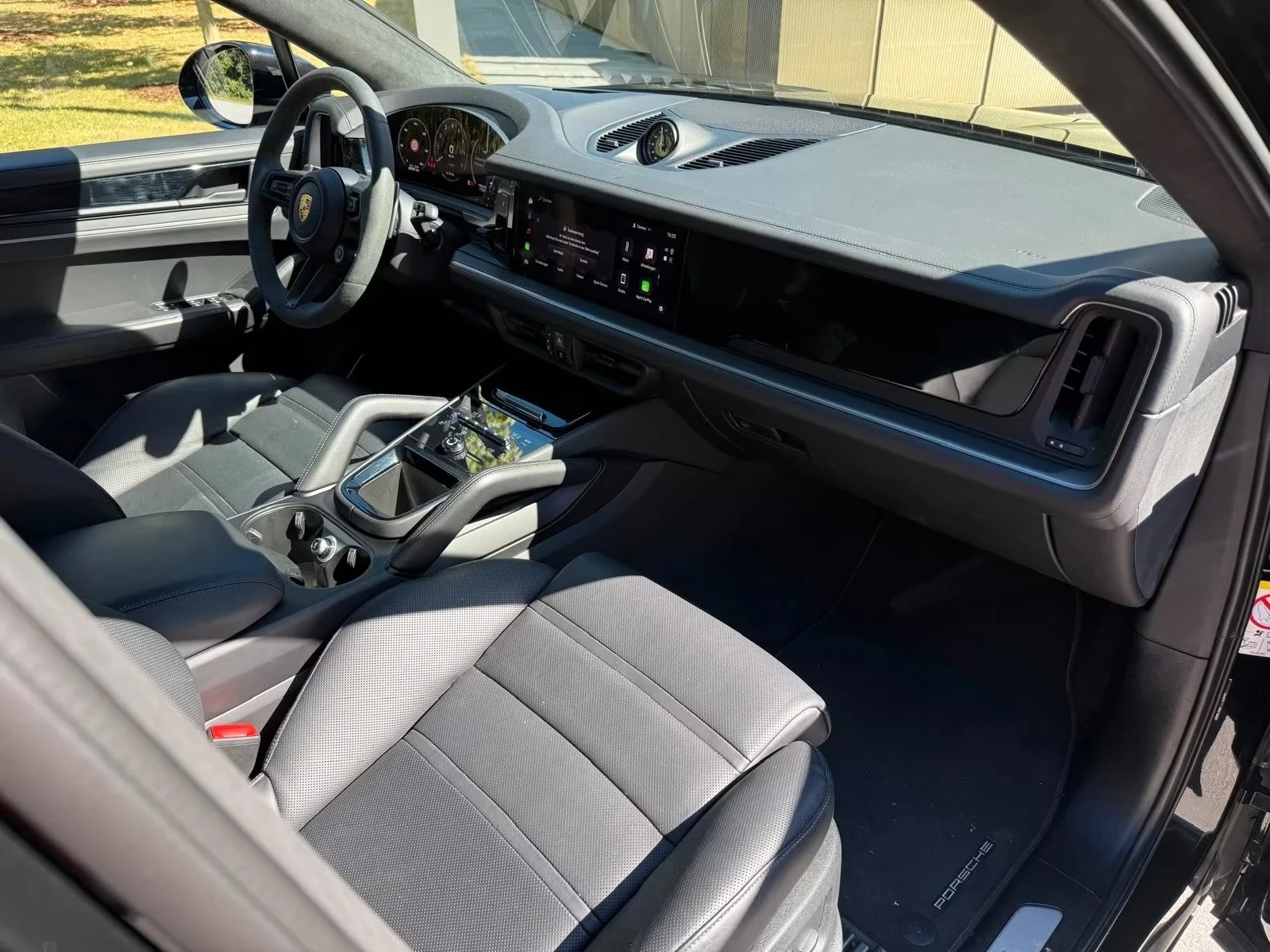 Porsche Cayenne Coupe S E Hybrid* HUD* Pano* 360* Burm, снимка 6 - Автомобили и джипове - 55221102