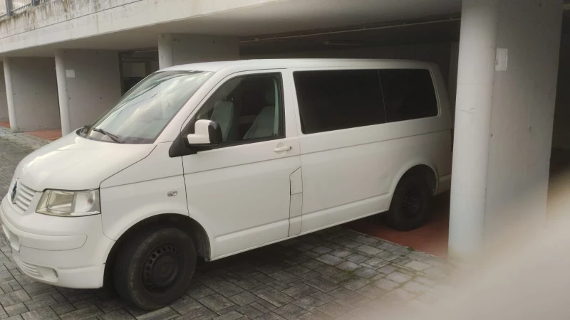 VW Transporter 1.9 TDI 102ks , 9 mesta Klima 275000 km, снимка 4 - Бусове и автобуси - 52868590