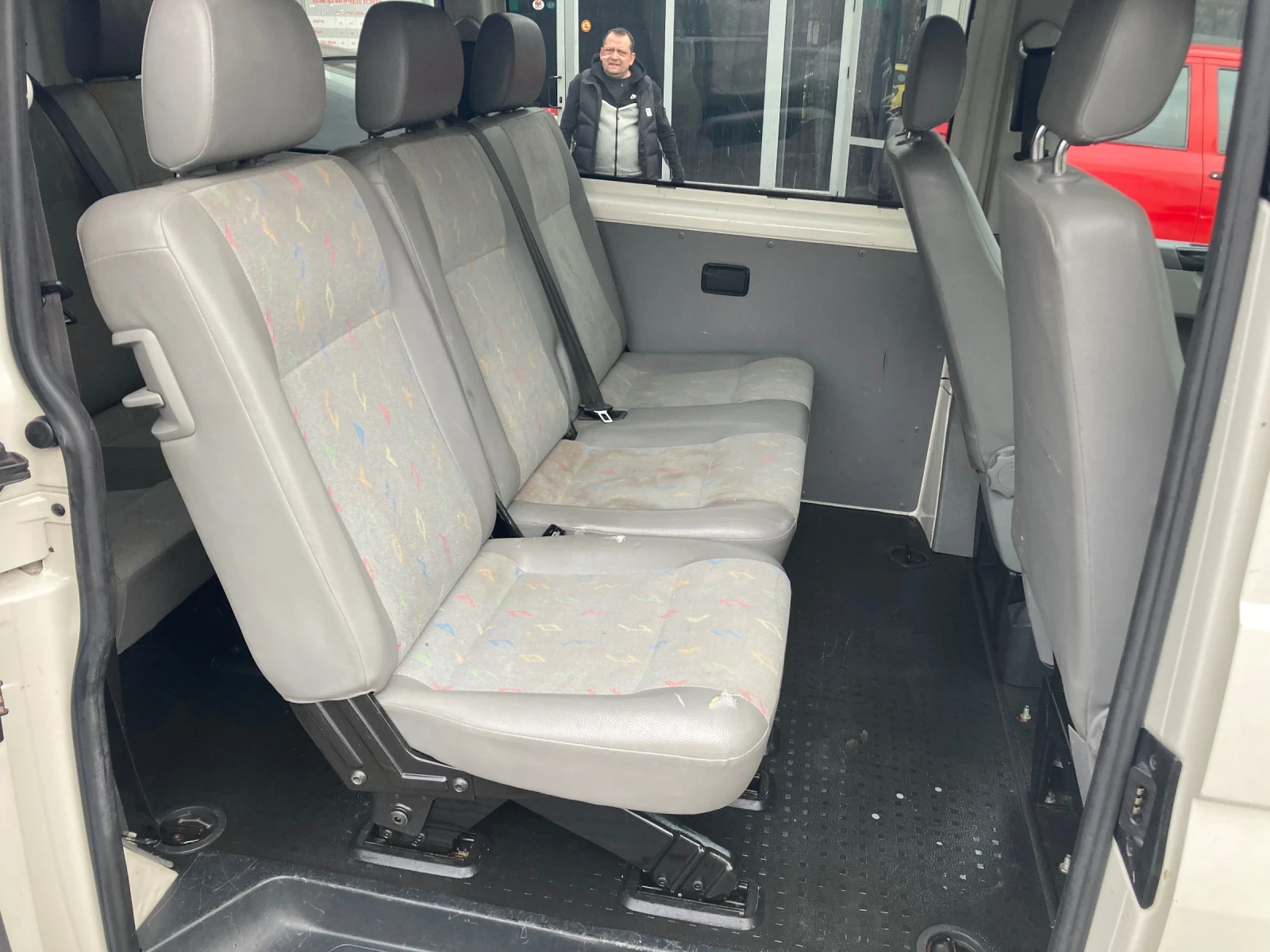 VW Caravelle 1.9 TDI 102ks , 9 mesta Klima 275000 km - изображение 9