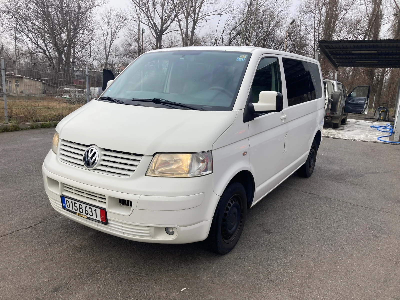 VW Caravelle 1.9 TDI 102ks , 9 mesta Klima 275000 km - изображение 3