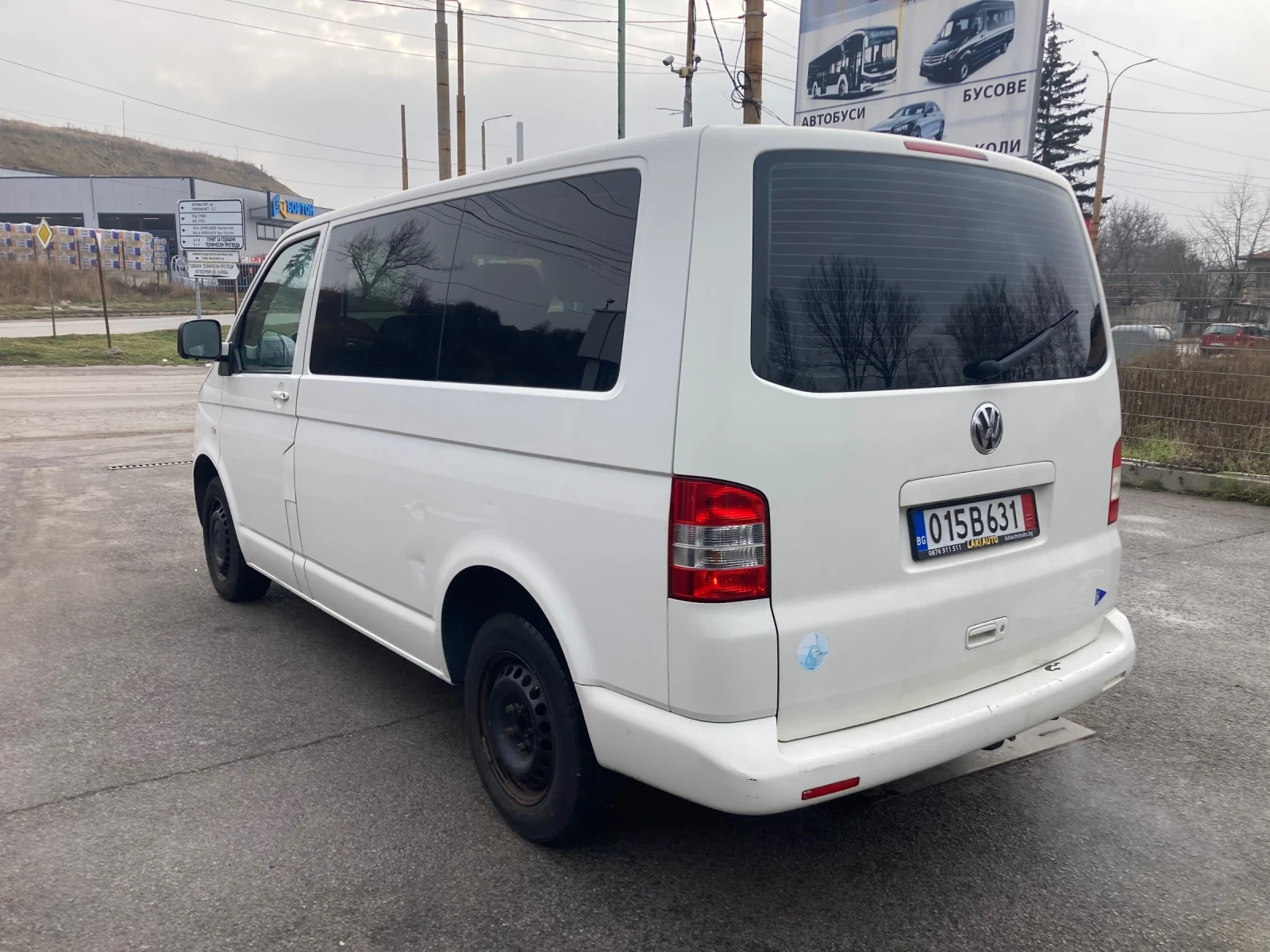 VW Caravelle 1.9 TDI 102ks , 9 mesta Klima 275000 km - изображение 6
