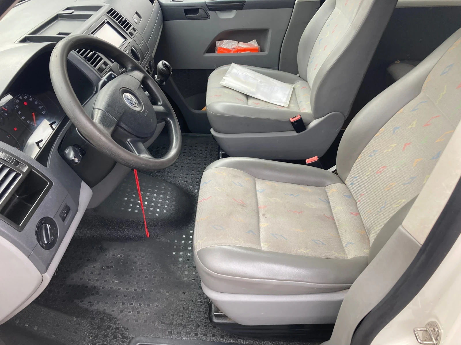 VW Caravelle 1.9 TDI 102ks , 9 mesta Klima 275000 km | Mobile.bg � ����������� 12