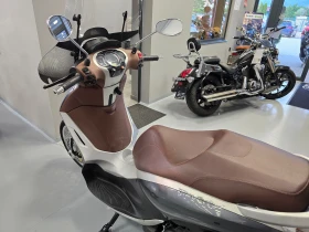 Piaggio Beverly 300ie, ABS-ASR, 2018г., снимка 9