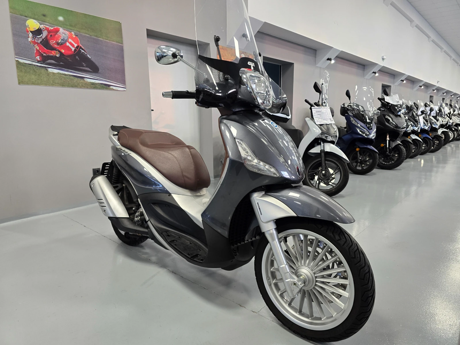 Piaggio Beverly 300ie, ABS-ASR, 2018г., снимка 1