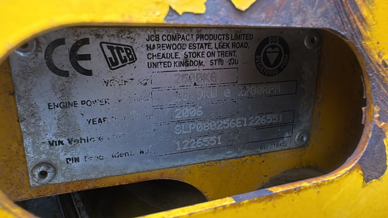 Багер JCB 8025 ZTS, снимка 3 - Индустриална техника - 55830383