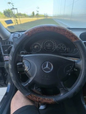 Mercedes-Benz E 320, снимка 8